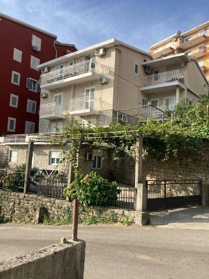 Guest House Garden Budva Dış mekan fotoğraf